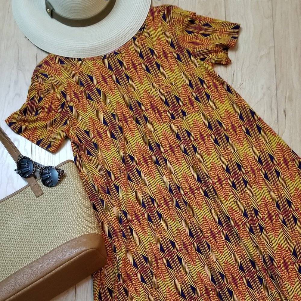 LuLaRoe S Carly dress